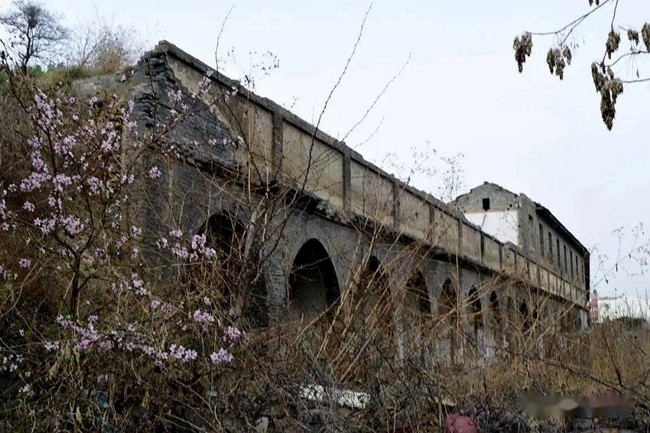 一、精神密码：从历史深处走来——1.铜川煤矿老矿部_副本.jpg