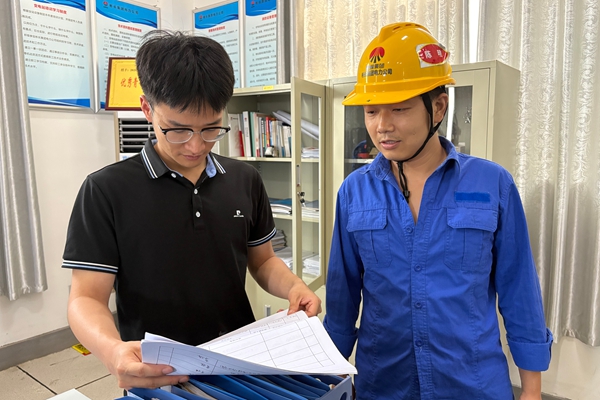 1.安全宣讲_副本.jpg